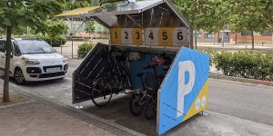 El aparcabicis alimentado por energía solar que quiere impulsar definitivamente el ciclismo urbano