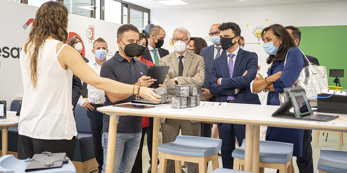 Inauguración del Aula del Futuro, proyecto del INTEF y Samsung, para potenciar las habilidades digitales de los profesores.