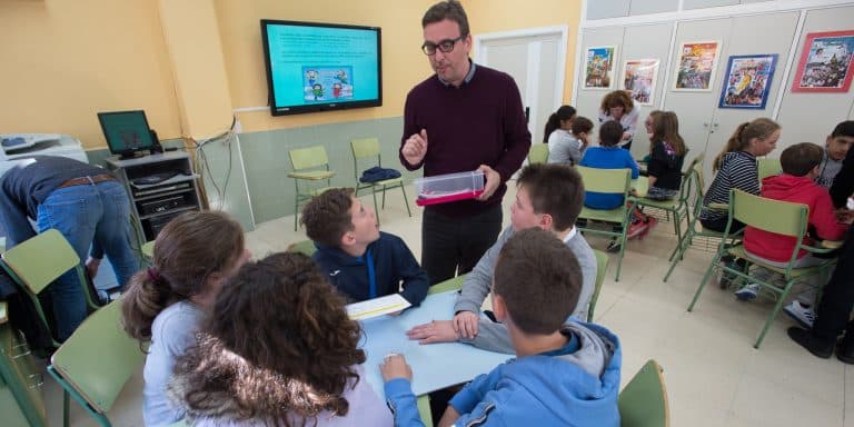 endesa 11 de febrero desmontando estereotipos mujeres STEM igualdad de género