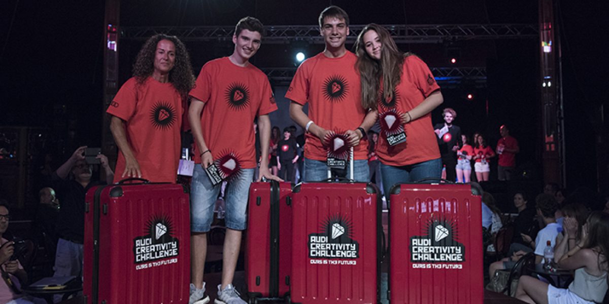 Equipo DIP Team, formado por los institutos Montsacopa de Olot (Girona) y Priorat de Falset (Tarragona) y el colegio Montserrat de Barcelona, ganador de la segunda edición del Audi Creativity Challenge.